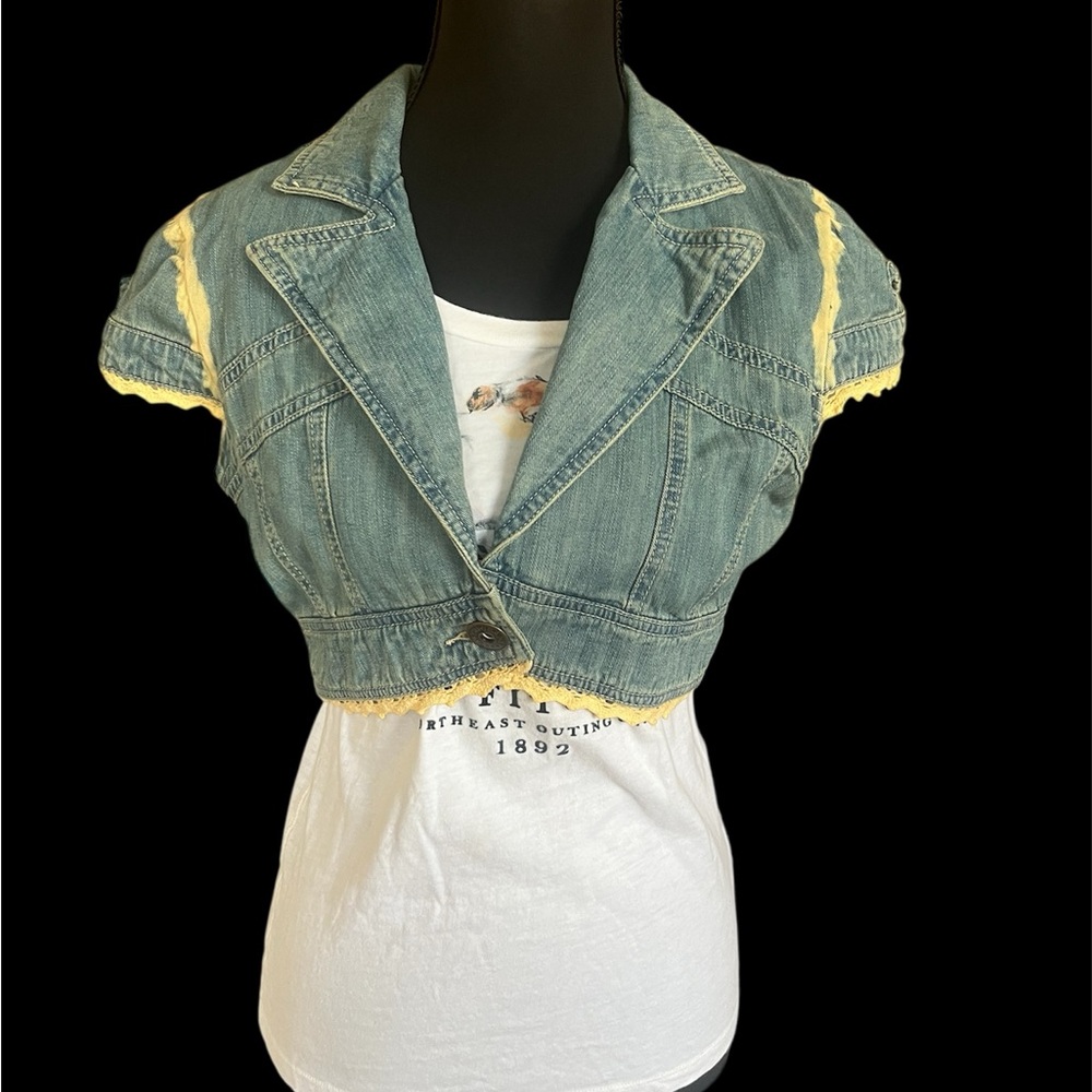 YMI Denim Cropped Jacket with Creme lace Accents size S